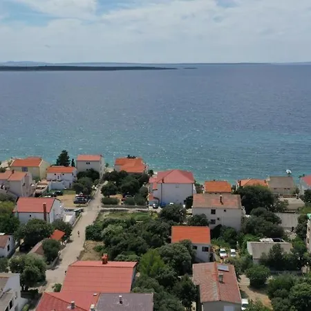 Apartamento Hepea Mandre